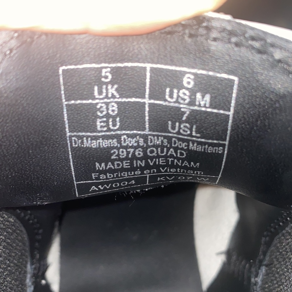 DR. MARTENS Chelsea Platform Boot - Picture 5 of 5